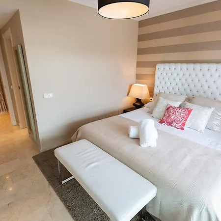 Vacation Marbella: Beachfront Luxury at Terrazas De Banus Exterior photo