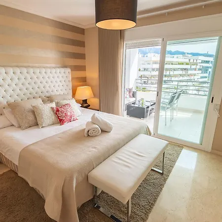 Vacation Marbella: Beachfront Luxury at Terrazas De Banus Exterior photo