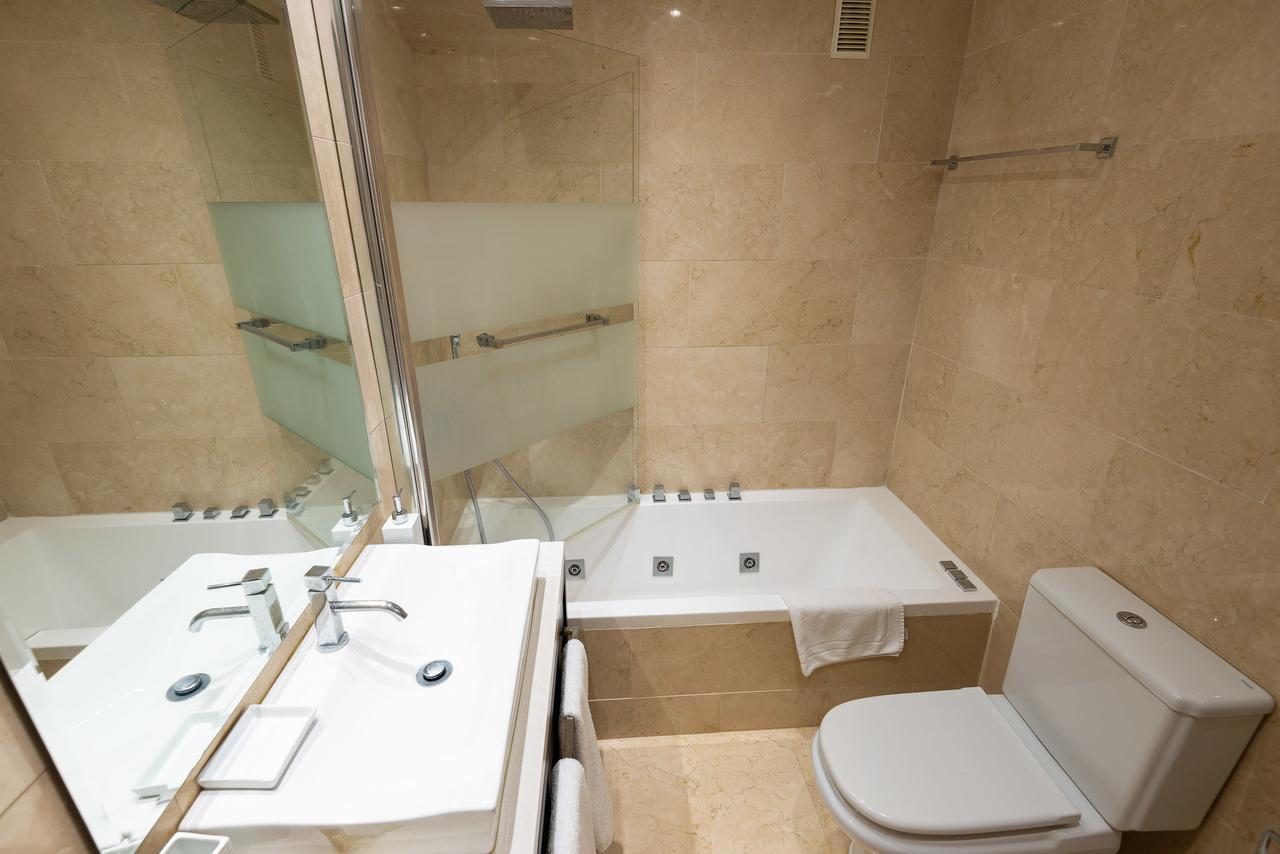 Vacation I Brand New Terrazas De Banus Apt, 24-7 Security, A Minute From The Marina, The Sea And Luxury Shopping Appartement *