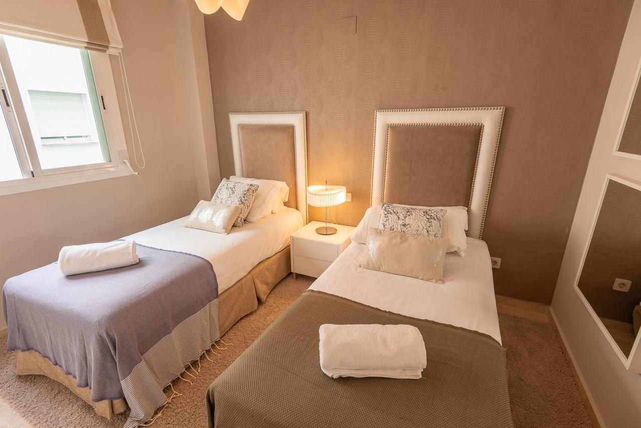 Vacation Marbella: Beachfront Luxury At Terrazas De Banus Apartment Marbella